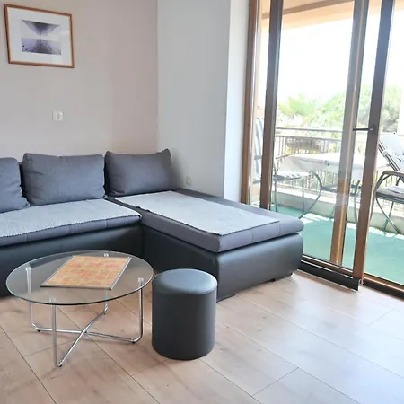 Novak Apartment *